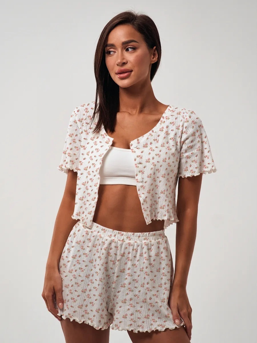 A set of women's loungewear - blended cotton material - ...